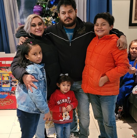 Profile Picture of Eret Selvera (@eretselvera) on Poshmark