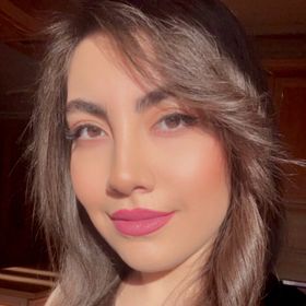 Profile Picture of helia ansari (@heliaansarii32) on Pinterest