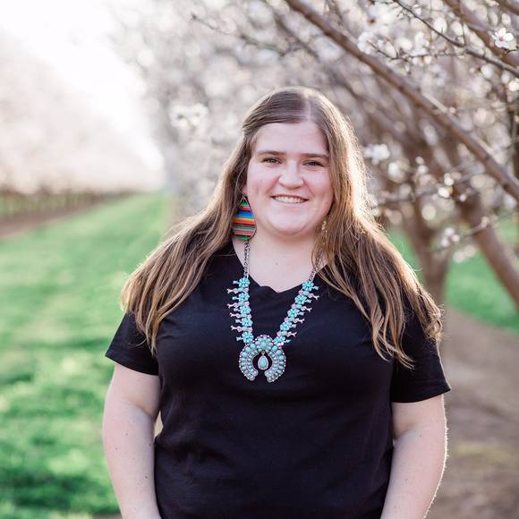 Profile Picture of Kaylin Nylander (@knylander) on Poshmark