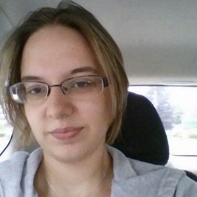 Profile Picture of Emily Vanderhoff (@evanderhoff18) on Twitter
