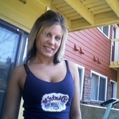 Profile Picture of Tabitha Hudson (@tabscleaning) on Twitter