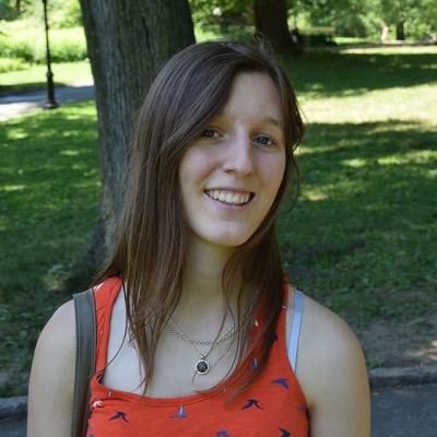 Profile Picture of Kim Sharp (@PintSizeKim) on Twitter