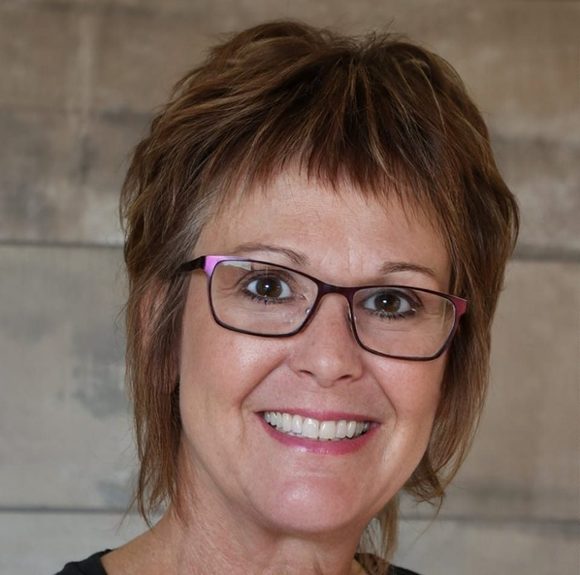 Profile Picture of Glenda Baillie (@keatingbaillie) on Poshmark