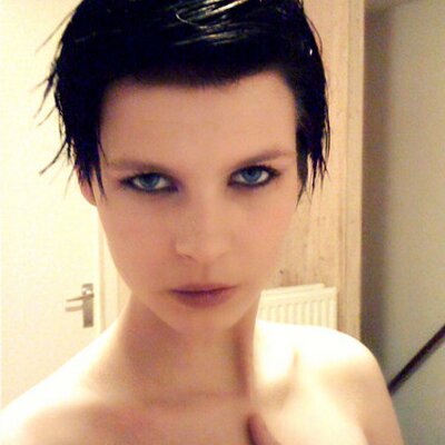 Profile Picture of Nancy (@n_halsema) on Twitter