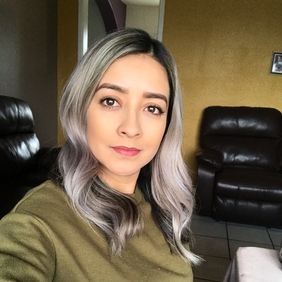 Profile Picture of Janett Molina (@vabi27) on Poshmark