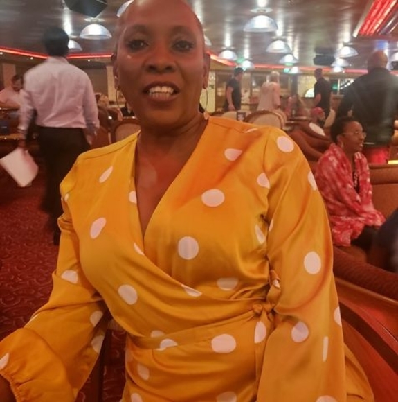 Profile Picture of Stephanie Nedd (@starfire401) on Poshmark