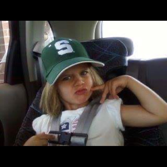 Profile Picture of Madison Coolman (@madi_coolman24) on Poshmark