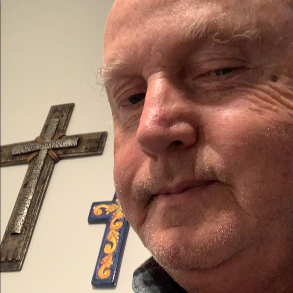 Jonathan Quarles - Poshmark Profile Picture of Jonathan Quarles (@jonquarles) on Poshmark