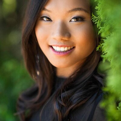 Profile Picture of Lily Ling (@LilyDoesMakeUp) on Twitter