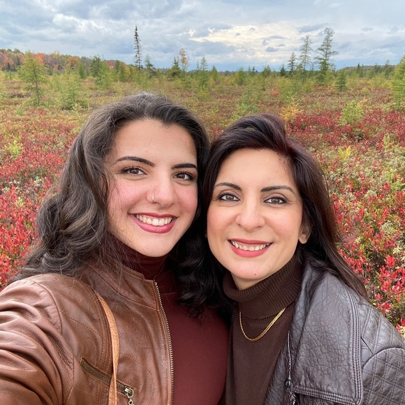 Profile Picture of Haybet Aladhami (@haybetaladhami) on Poshmark