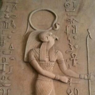 Profile Picture of Meredith Randall (@eyemere) on Twitter