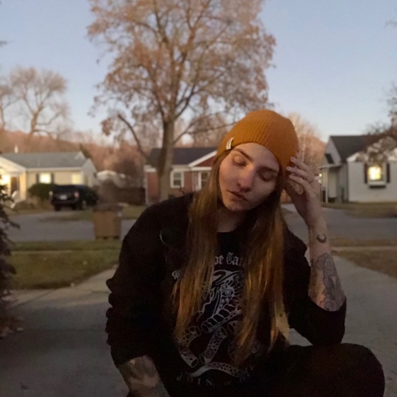 Profile Picture of Mickenzie Perry (@mackattack30) on Poshmark