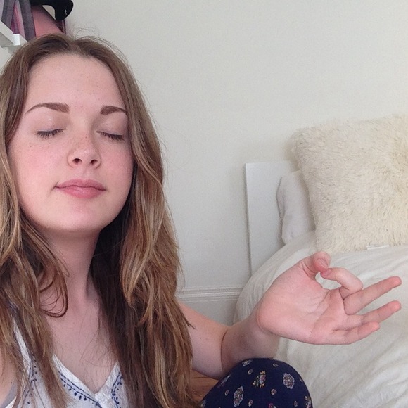 Quinn Jones - Poshmark Profile Picture of Quinn Jones (@quinnjones) on Poshmark