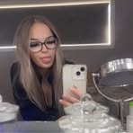 Profile Picture of Isabelle Hanlon (@isabelle.hanlon.92) on Facebook