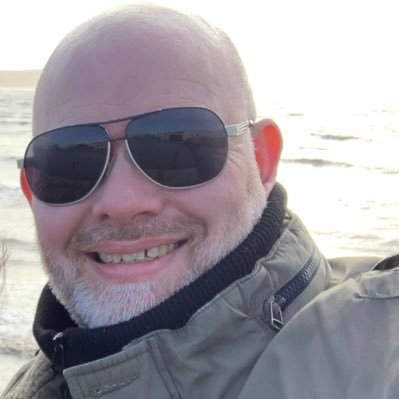 Profile Picture of AndyHenly (@@AndyHenly) on Twitter