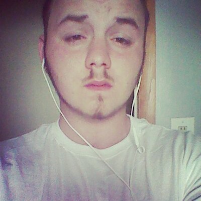 Profile Picture of Scott Wheaton (@Scott___17) on Twitter