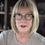 Profile Picture of Julie Landis (@jlandesign) on Instagram