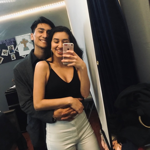 Profile Picture of Alex Villegas (@alexvillegas712) on Poshmark