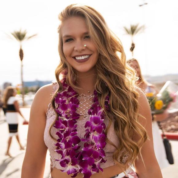 Profile Picture of Sierra Kuno (@kunosierra) on Poshmark