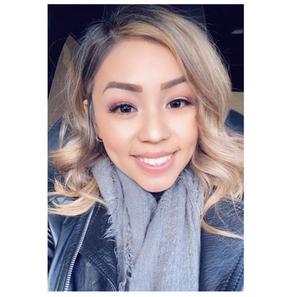 Profile Picture of Zuzet Zetina (@zuzetzetina) on Poshmark