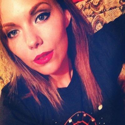 Elizabeth Bearden - Twitter Profile Picture of Elizabeth Bearden (@Itsey126) on Twitter