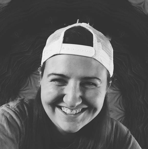 Profile Picture of Brittany Helmer (@bhelmer92) on Poshmark