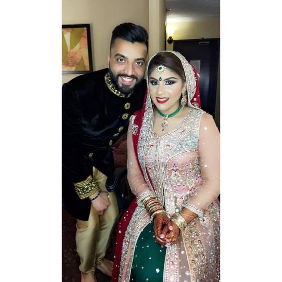 Profile Picture of Hena Galaria (@henab1213) on Poshmark