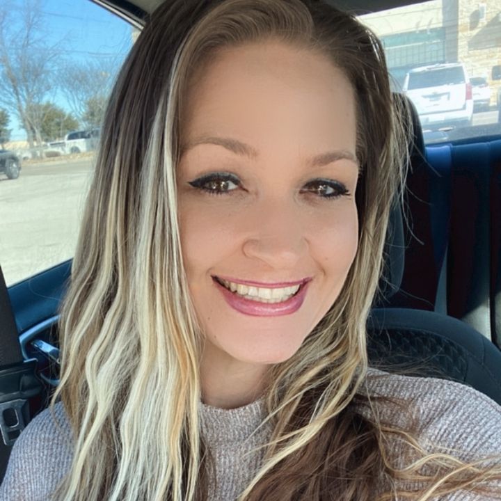 Profile Picture of Jess (@@jessicalewis_) on Tiktok
