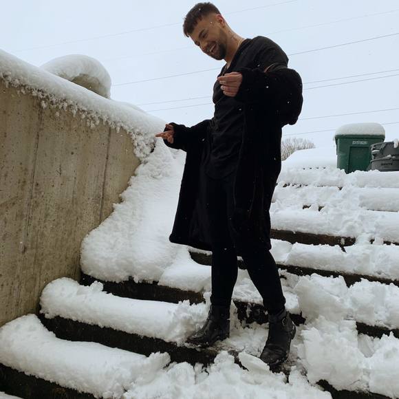 Profile Picture of Cody Rishell (@codyrishell) on Poshmark
