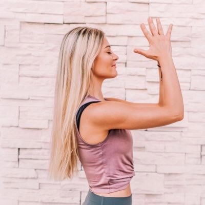 Profile Picture of Alexandra Bartee (@AlexandraBartee) on Twitter