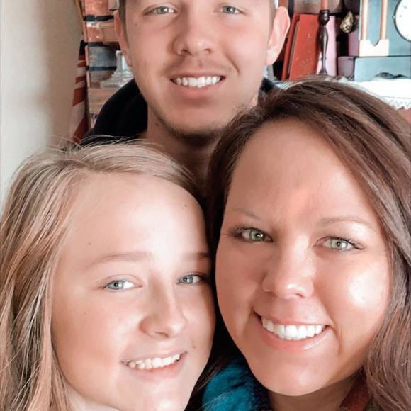 Profile Picture of Catherine Simpson (@corsoncj) on Poshmark