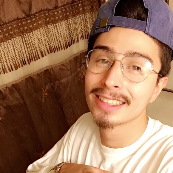 Profile Picture of Javier Galvez (@javi615) on Poshmark