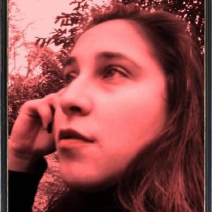 Profile Picture of Cláudia Correia (@claudiasoph) on Myspace