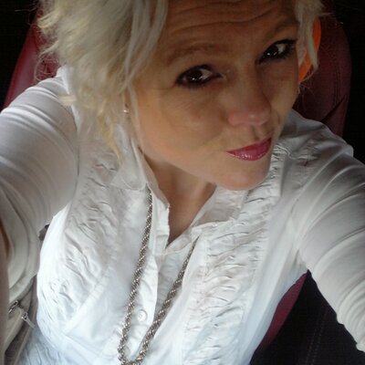 Profile Picture of Nancy (@ZenaPerreault) on Twitter