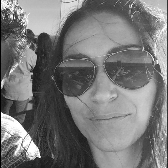 Profile Picture of Sam Ryan (@rsammi) on Poshmark