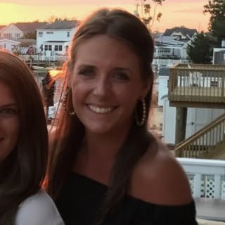 Profile Picture of Christina (@cfarrington_) on Instagram