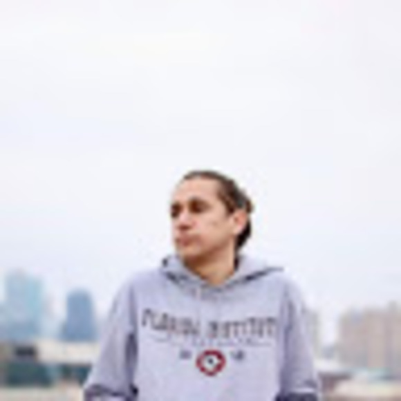 Profile Picture of Joseph Sitton (@sittonjoe) on Poshmark