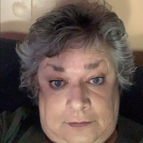 Profile Picture of Donna Evans (@donnaevans57) on Poshmark