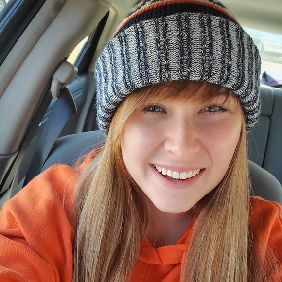 Profile Picture of Alex Tarr (@astarr2014) on Poshmark