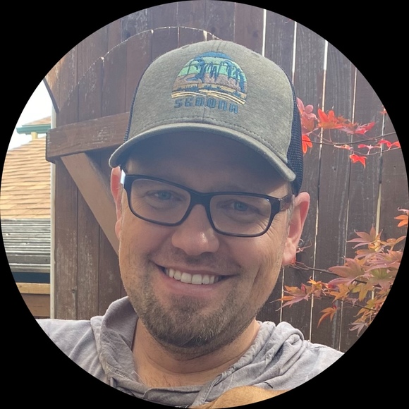 Profile Picture of Nick Mathews (@niqoless) on Poshmark