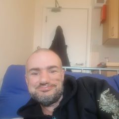 Profile Picture of barrycoote975 (@barrycoote975) on Tiktok
