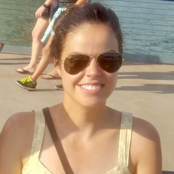 Profile Picture of Lindsay Charles (@lindsaymc1992) on Poshmark