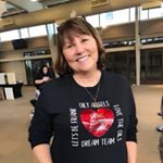 Profile Picture of Lisa Winslow (@livinglovingsharingoils) on Instagram