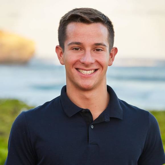 Profile Picture of Vincent Finello (@vincent_finello) on Poshmark
