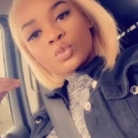 Profile Picture of Tori Gillam (@akira_g) on Poshmark