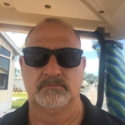 Profile Picture of Donald Springfield (@DonaldSpringf12) on Twitter