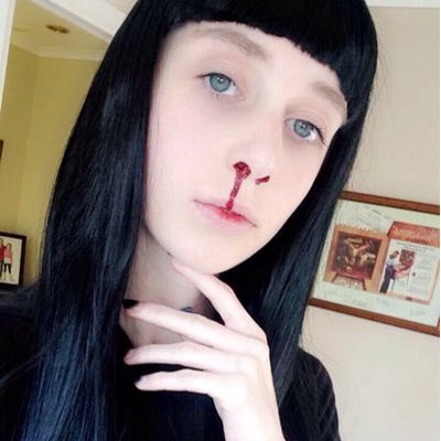Profile Picture of Jasmine Rees (@crystalcutieee) on Twitter