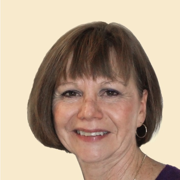 Profile Picture of Linda Rowlison (@rowlil) on Poshmark