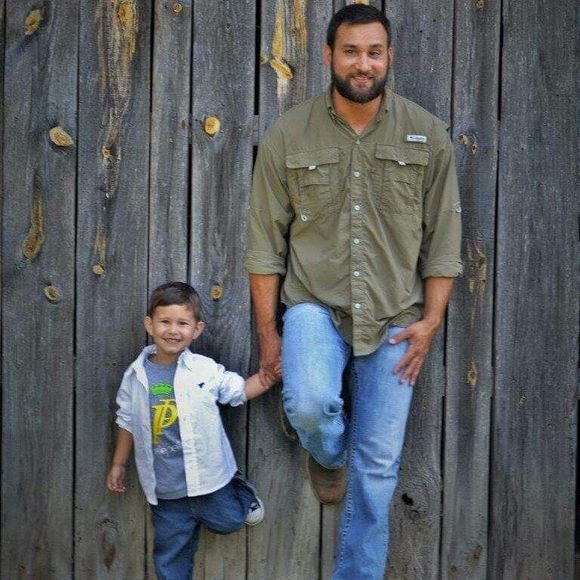 Profile Picture of Carl Harris (@carlharris2004) on Poshmark