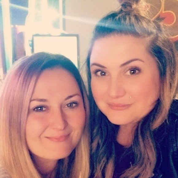 Profile Picture of Rachelle Faubion (@rachellefaubion) on Poshmark